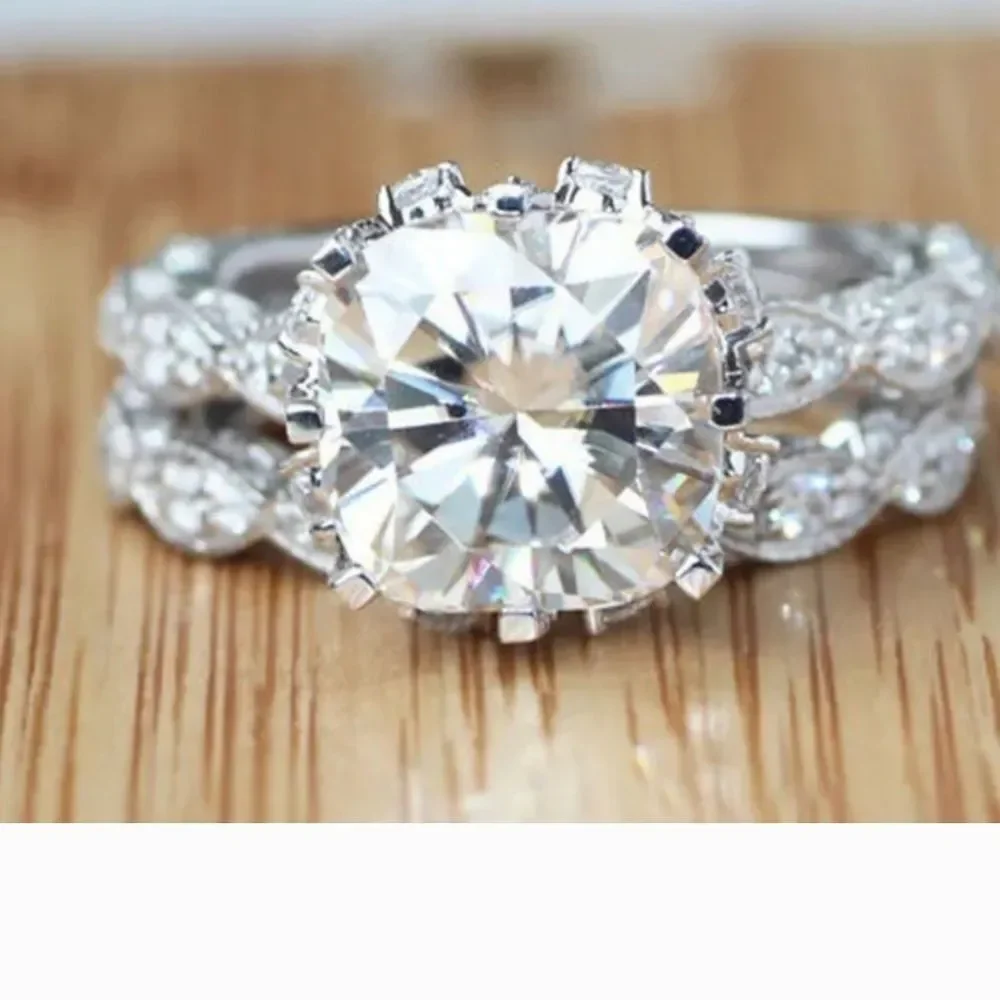 Intricate Silver Engagement Ring with Nature-Inspired Design Set Of 2